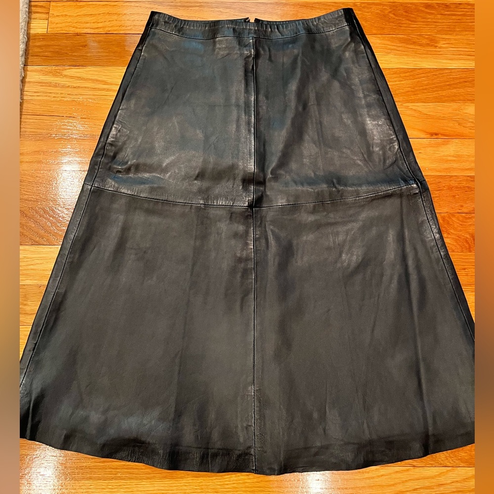 Butter Soft Black Genuine Leather Skirt; Fully Lined; Size 2